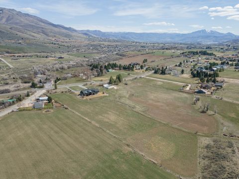 Tiny photo for 5073 N 3300 E, Eden, UT 84310 (MLS # 2146105)
