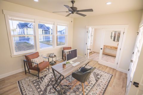 Tiny photo for 126 N 800 W, Mapleton, UT 84664 (MLS # 2145792)