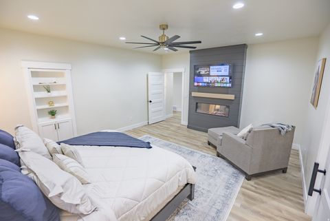 Tiny photo for 126 N 800 W, Mapleton, UT 84664 (MLS # 2145792)