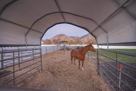 Tiny photo for 126 N 800 W, Mapleton, UT 84664 (MLS # 2145792)