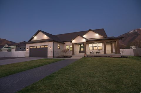 Tiny photo for 126 N 800 W, Mapleton, UT 84664 (MLS # 2145792)