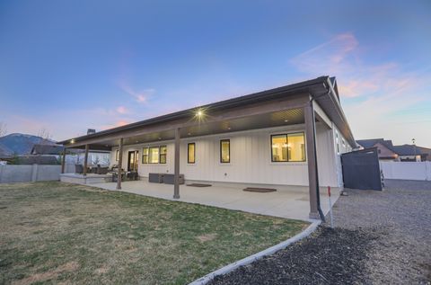 Tiny photo for 126 N 800 W, Mapleton, UT 84664 (MLS # 2145792)