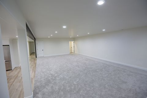 Tiny photo for 126 N 800 W, Mapleton, UT 84664 (MLS # 2145792)