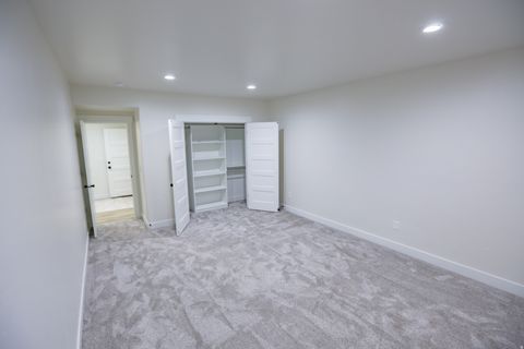 Tiny photo for 126 N 800 W, Mapleton, UT 84664 (MLS # 2145792)