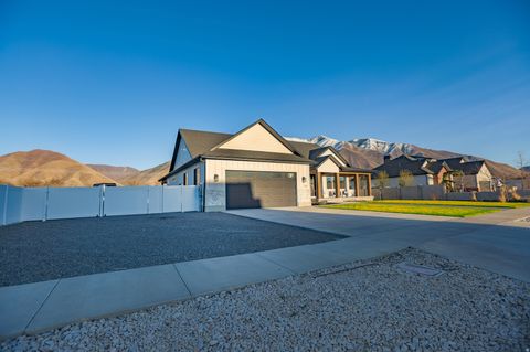 Tiny photo for 126 N 800 W, Mapleton, UT 84664 (MLS # 2145792)