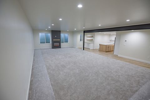 Tiny photo for 126 N 800 W, Mapleton, UT 84664 (MLS # 2145792)