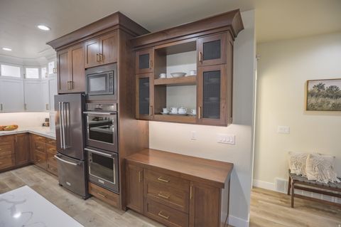 Tiny photo for 126 N 800 W, Mapleton, UT 84664 (MLS # 2145792)