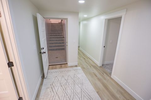 Tiny photo for 126 N 800 W, Mapleton, UT 84664 (MLS # 2145792)