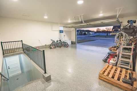 Tiny photo for 126 N 800 W, Mapleton, UT 84664 (MLS # 2145792)