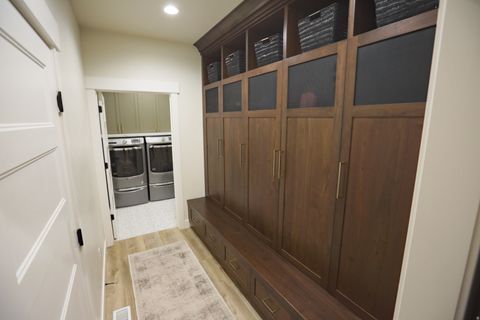 Tiny photo for 126 N 800 W, Mapleton, UT 84664 (MLS # 2145792)