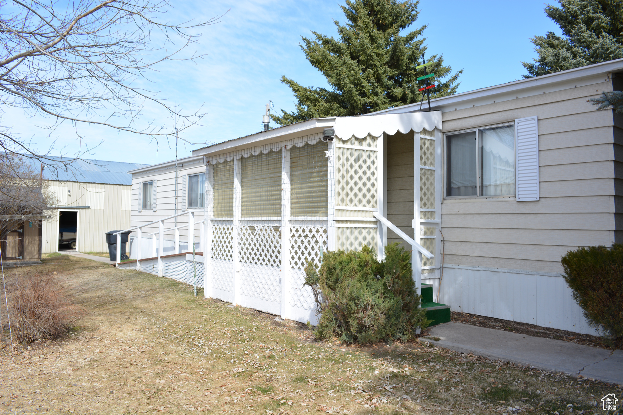 595 N 6 St, Montpelier, Idaho image 1