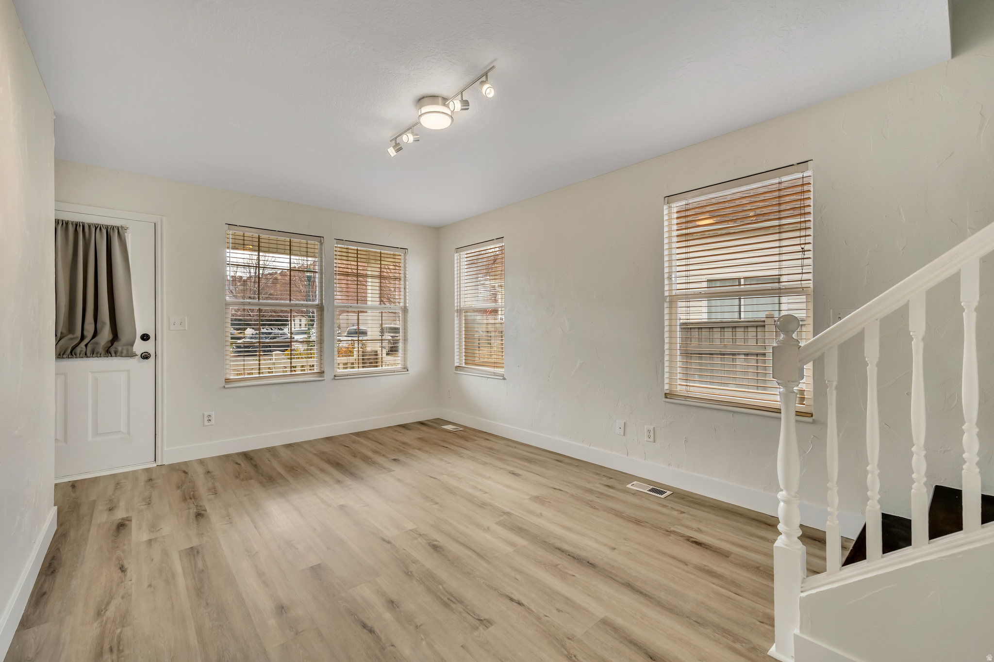 THE RANCHES - Residential