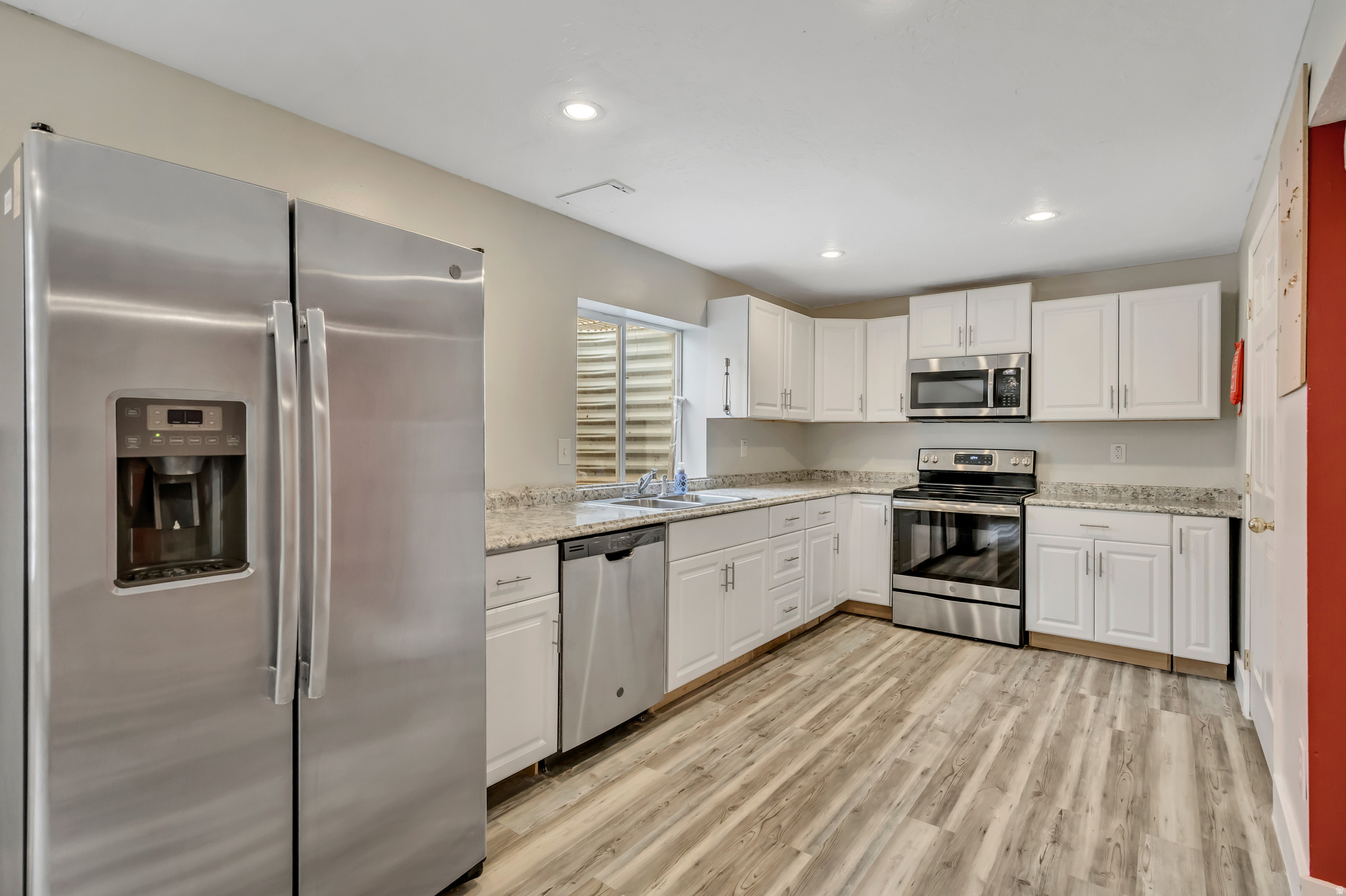 THE RANCHES - Residential