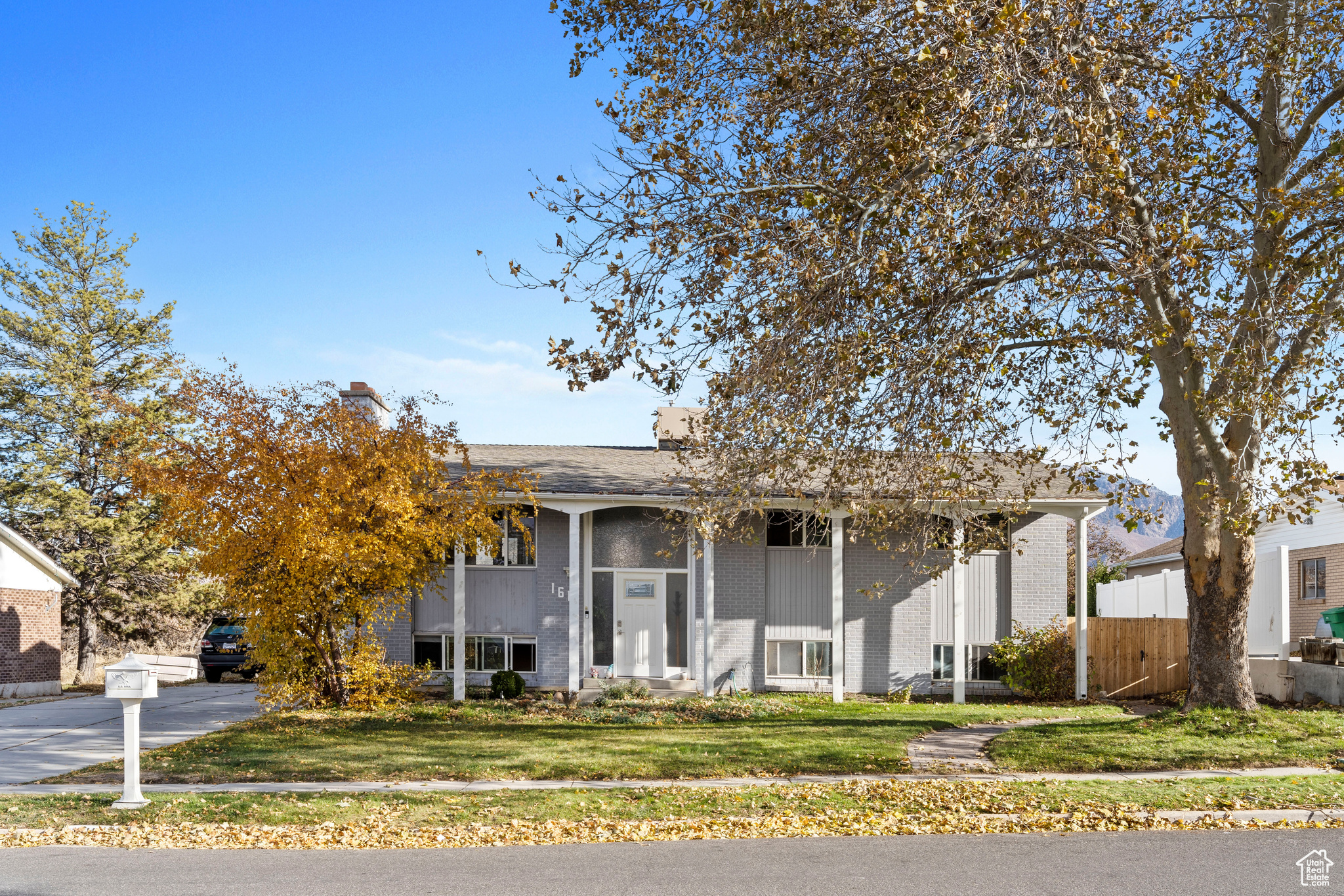 1611 E Mulberry Way, Sandy, Utah image 1