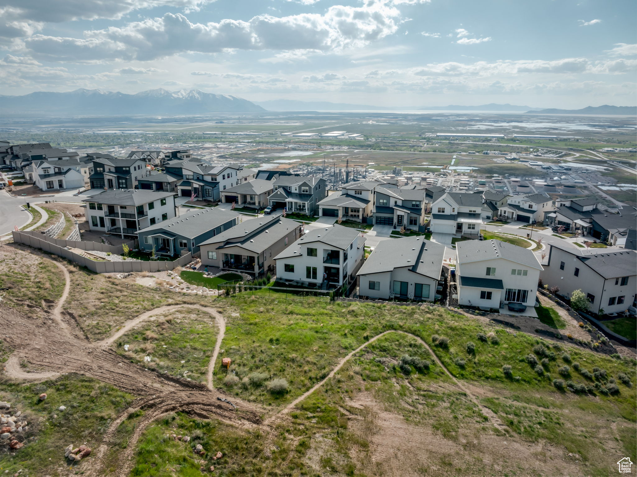 THE RIDGE SUB - Residential