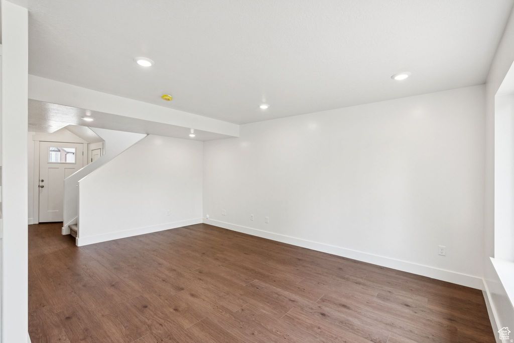 Photo of 1619 N ANGEL ST W, Layton, UT 84041 (MLS # 2138938)