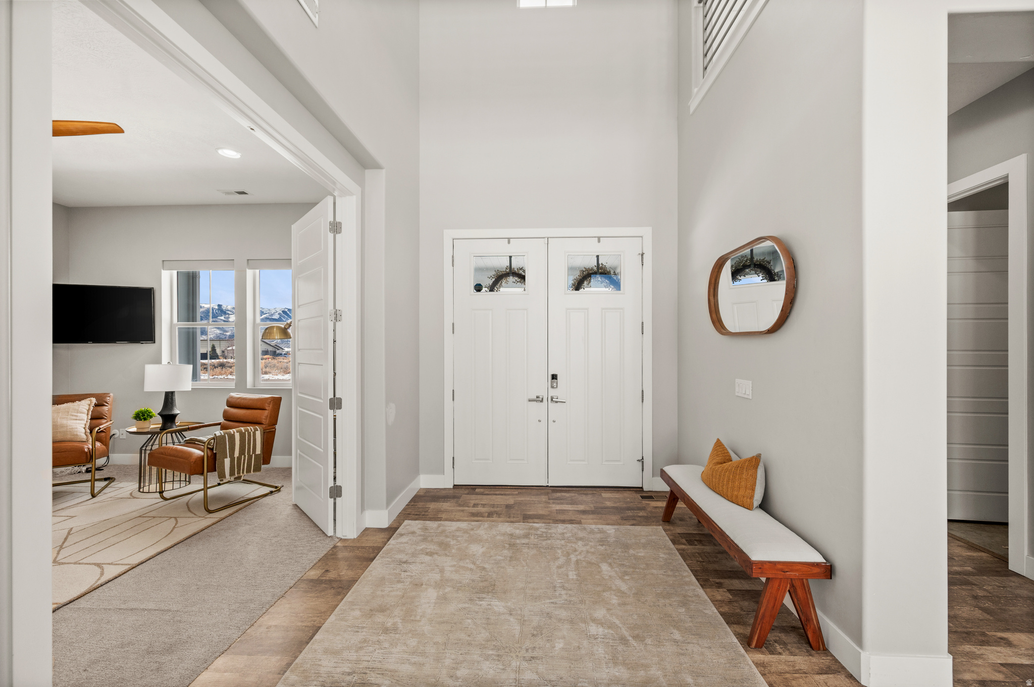 6880 N GREENFIELD DR