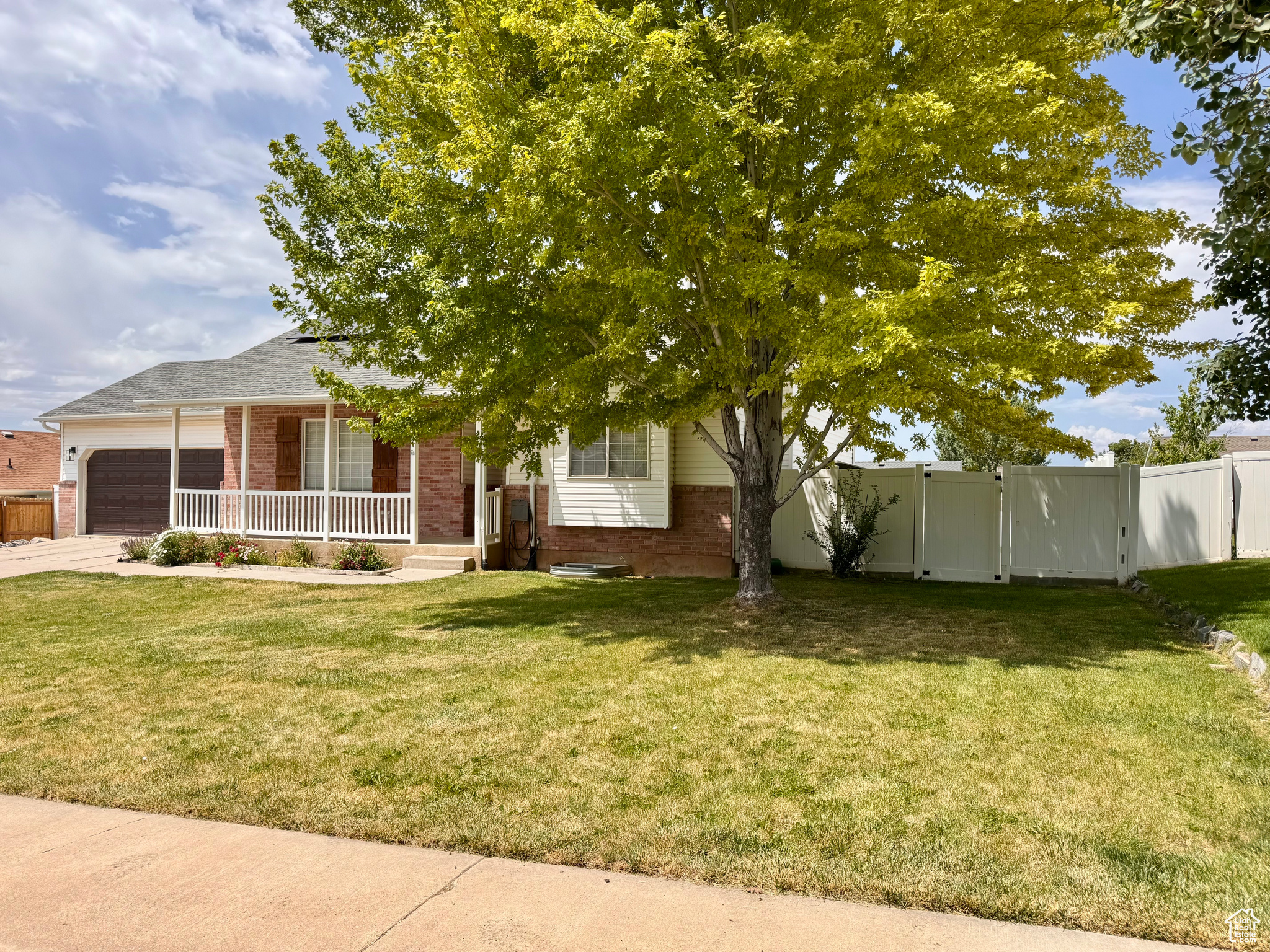 SANTAQUIN HEIGHTS - Residential