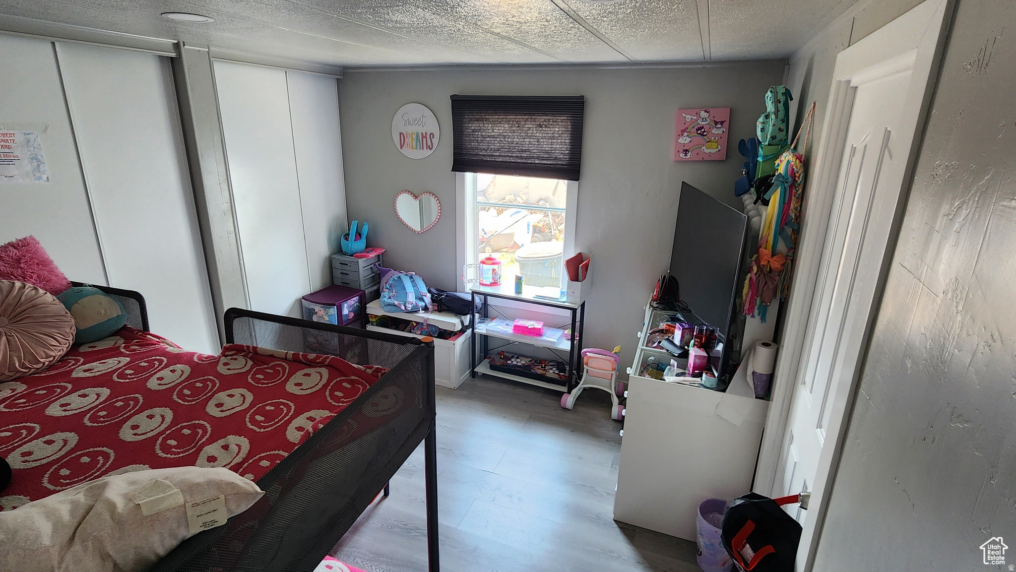 SOUTH WILLOW - Residential