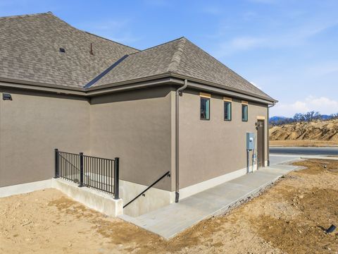 Tiny photo for 1394 S 315 E, Salem, UT 84653 (MLS # 2126178)