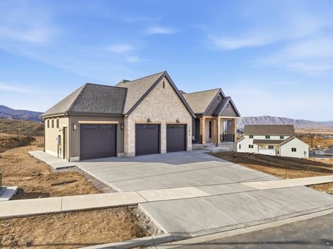 Tiny photo for 1394 S 315 E, Salem, UT 84653 (MLS # 2126178)