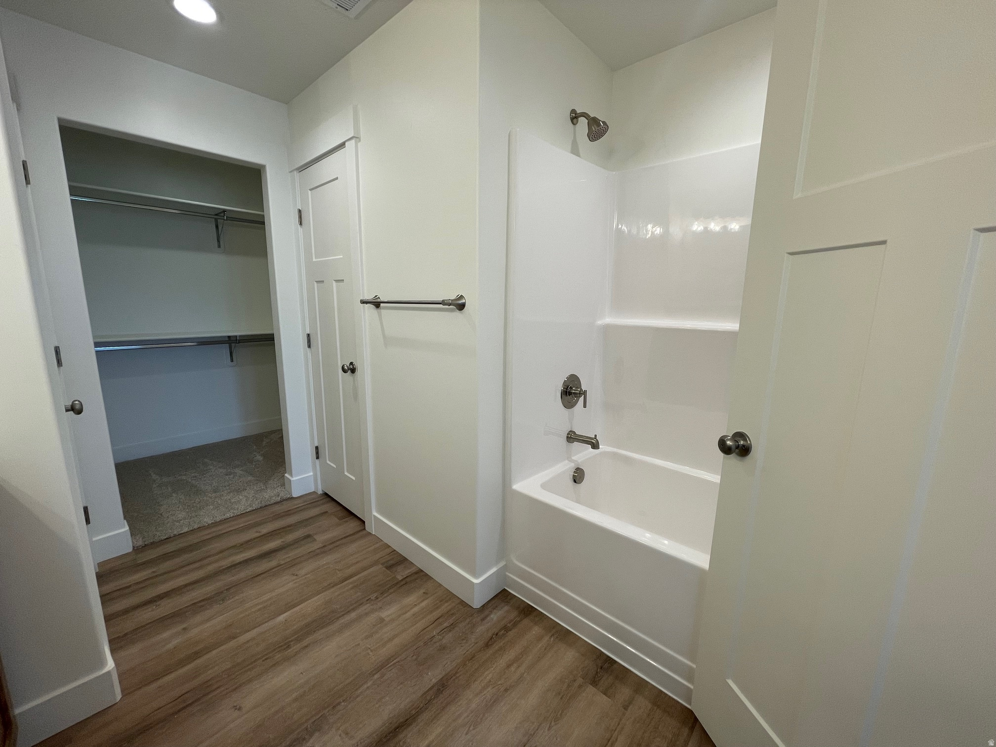 SPRING CREEK - Residential