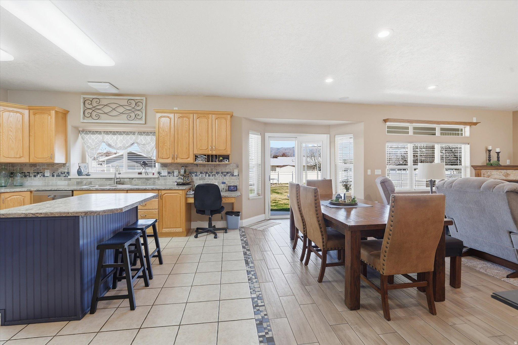 KIRKLAND - Residential