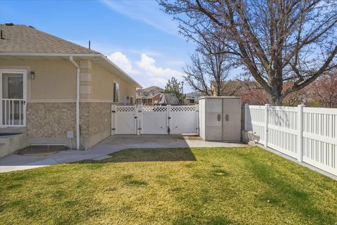 Tiny photo for 645 S 200 W, Garland, UT 84312 (MLS # 2144216)