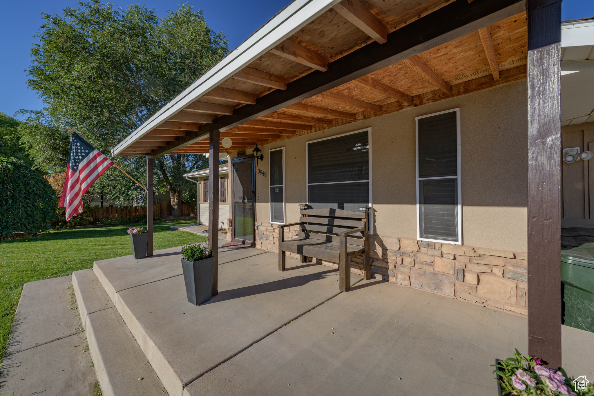 3949 W Quarterhorse Ln, Enoch, Utah image 4