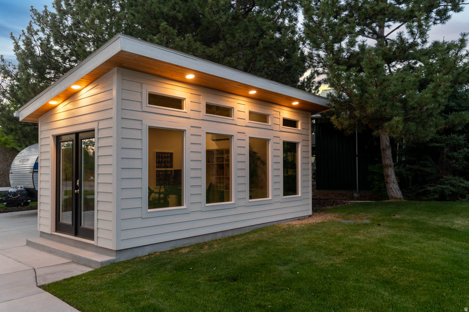 RIDGE - Residential