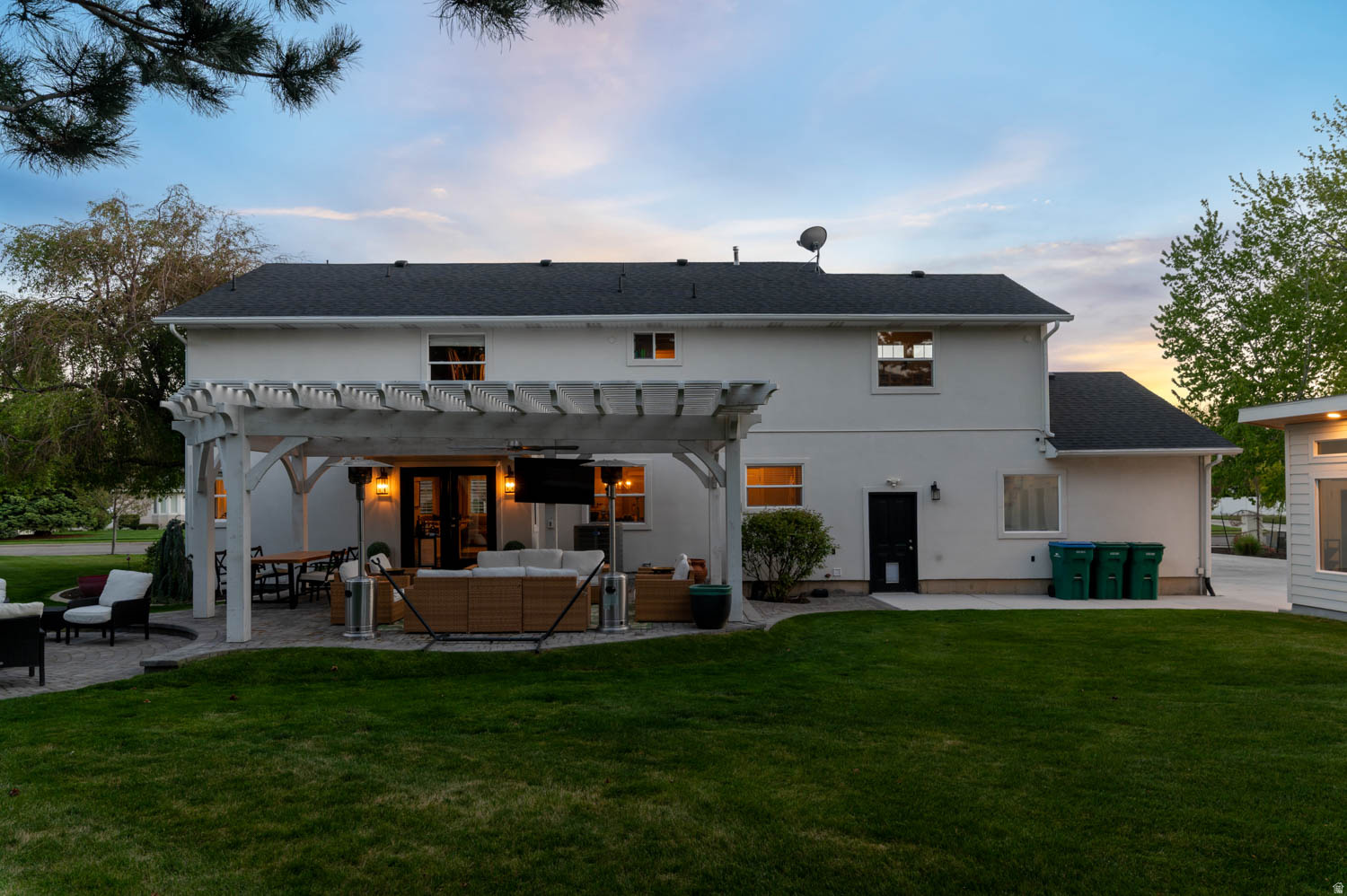 RIDGE - Residential
