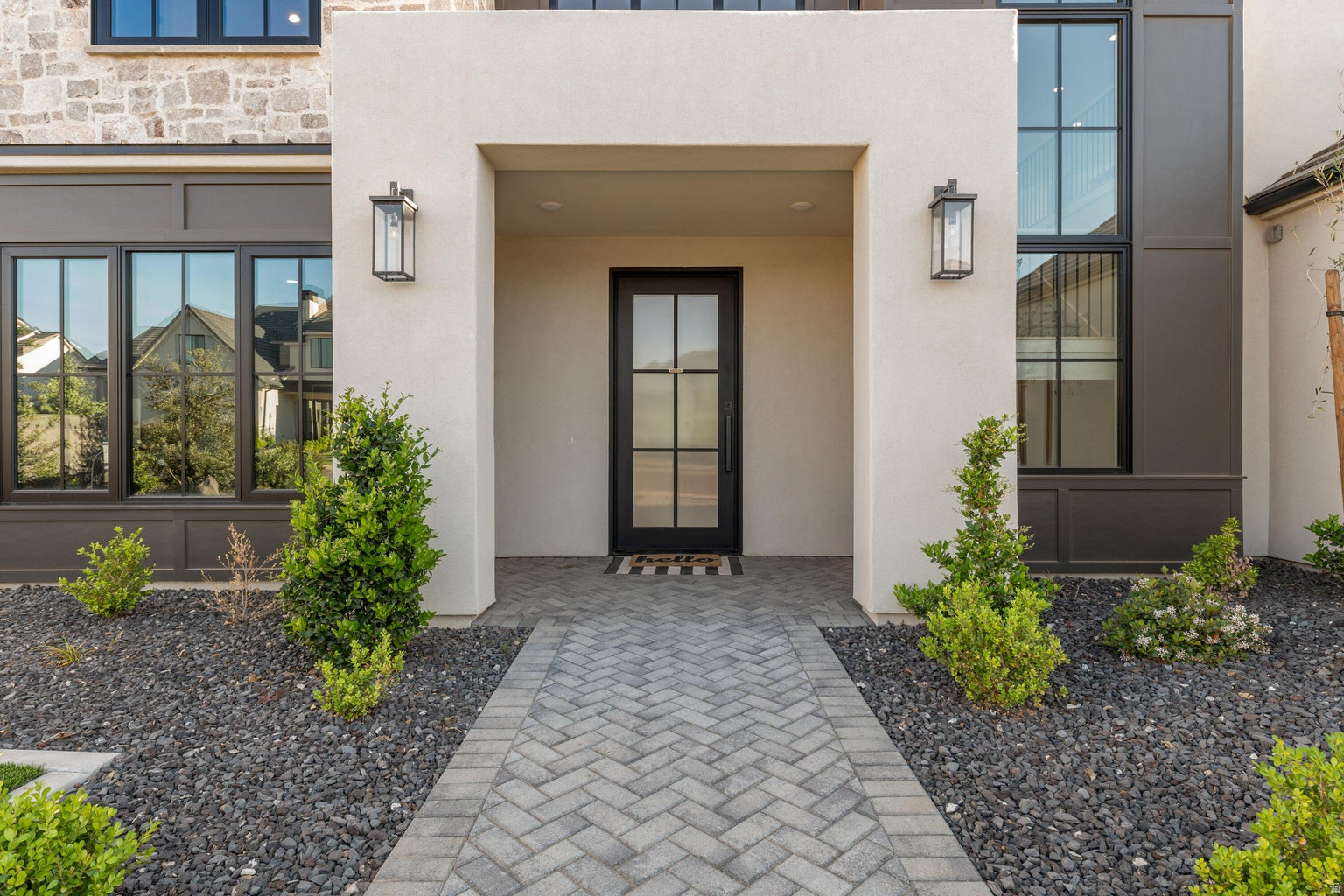 QUEENSRIDGE 2 - Residential