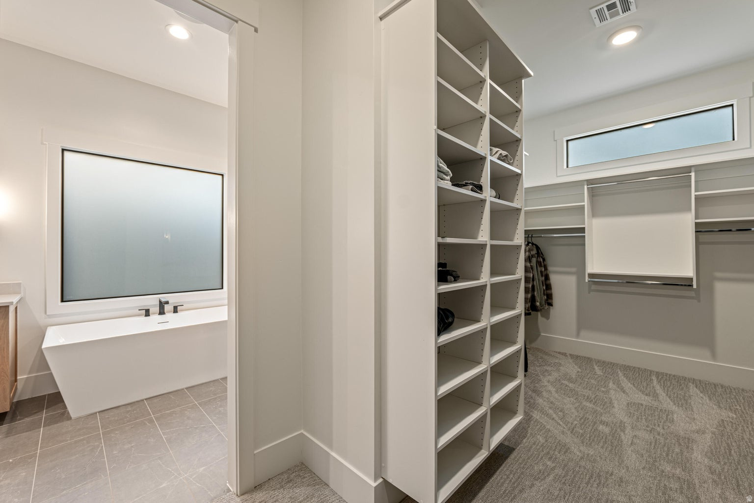 QUEENSRIDGE 2 - Residential