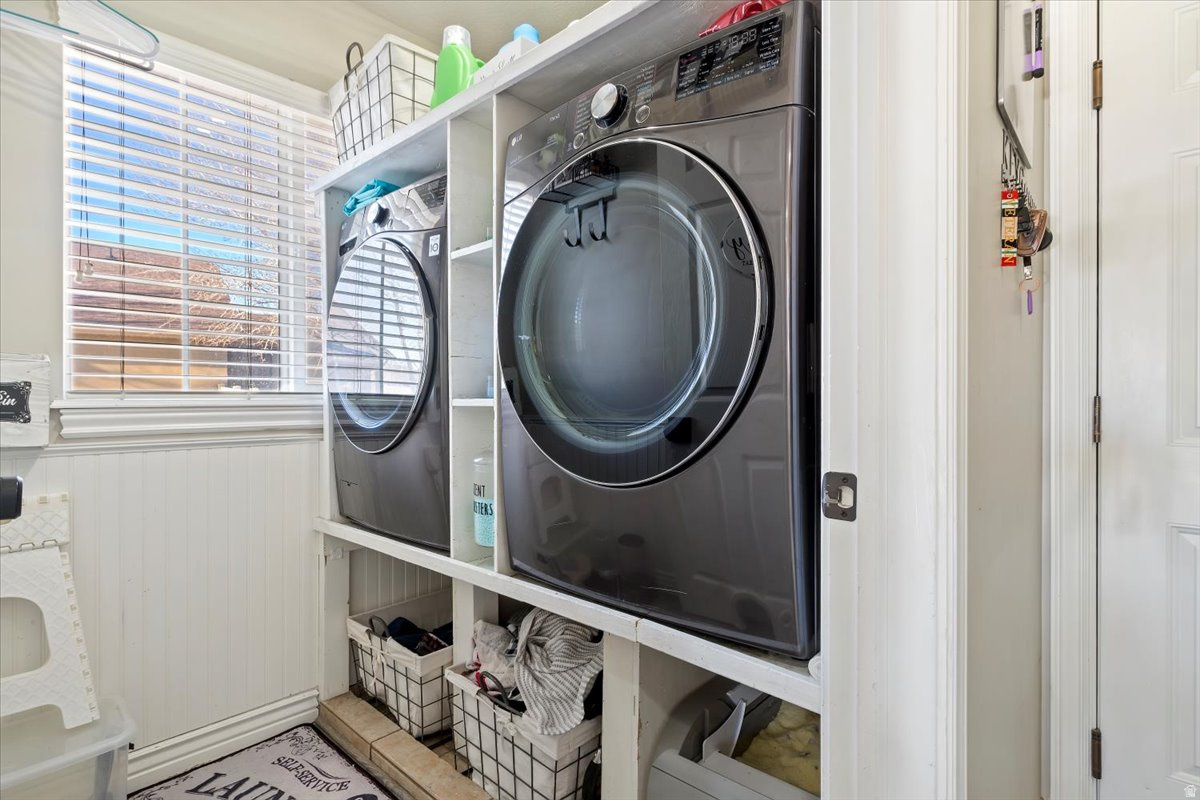 SOUTH WILLOW ESTATES - Residential