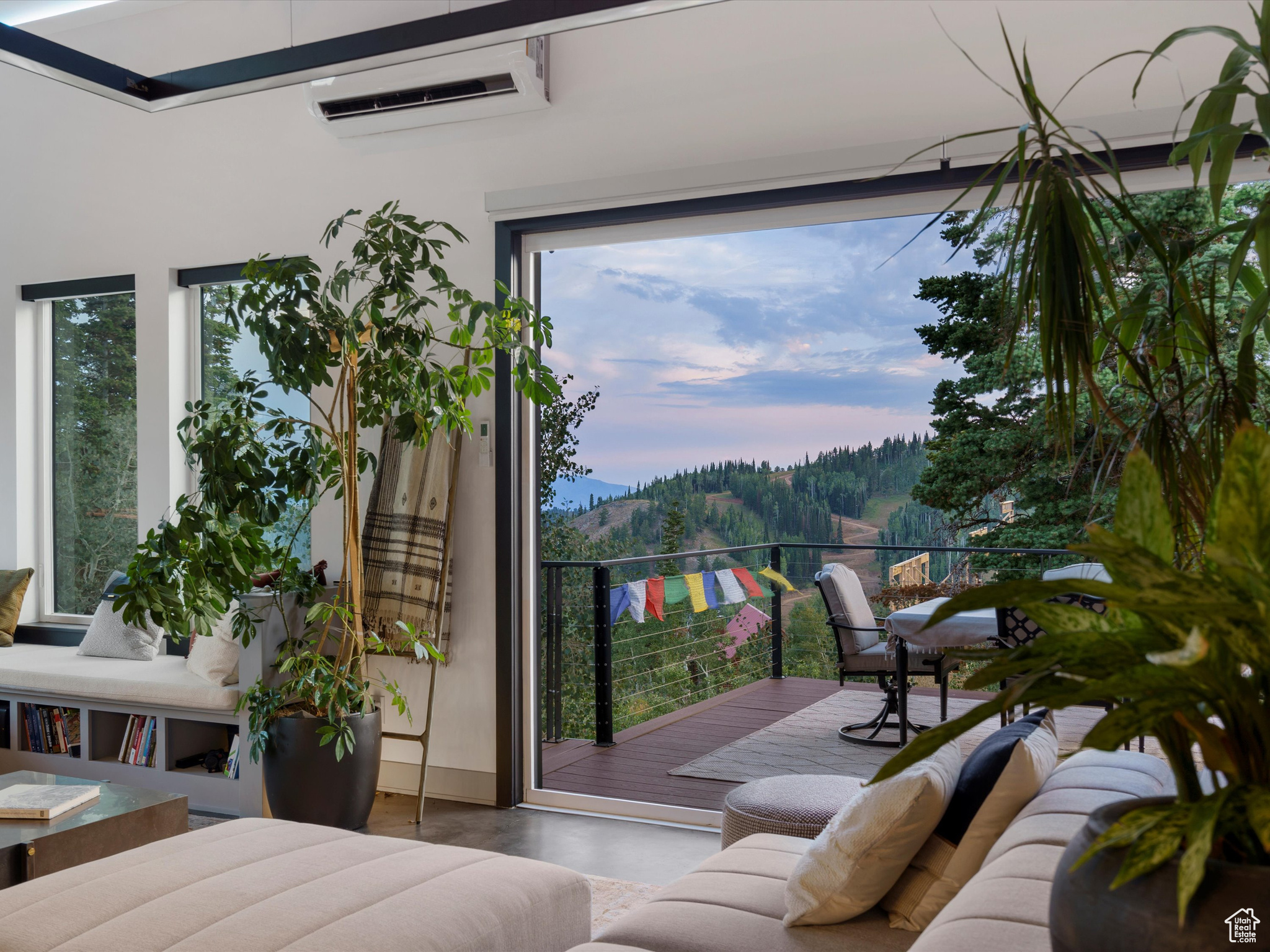 POWDER MOUNTAIN WEST - Residential