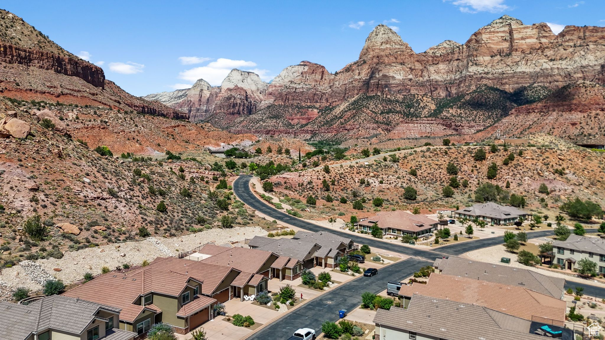 MOENAVE SUBDIV - Residential