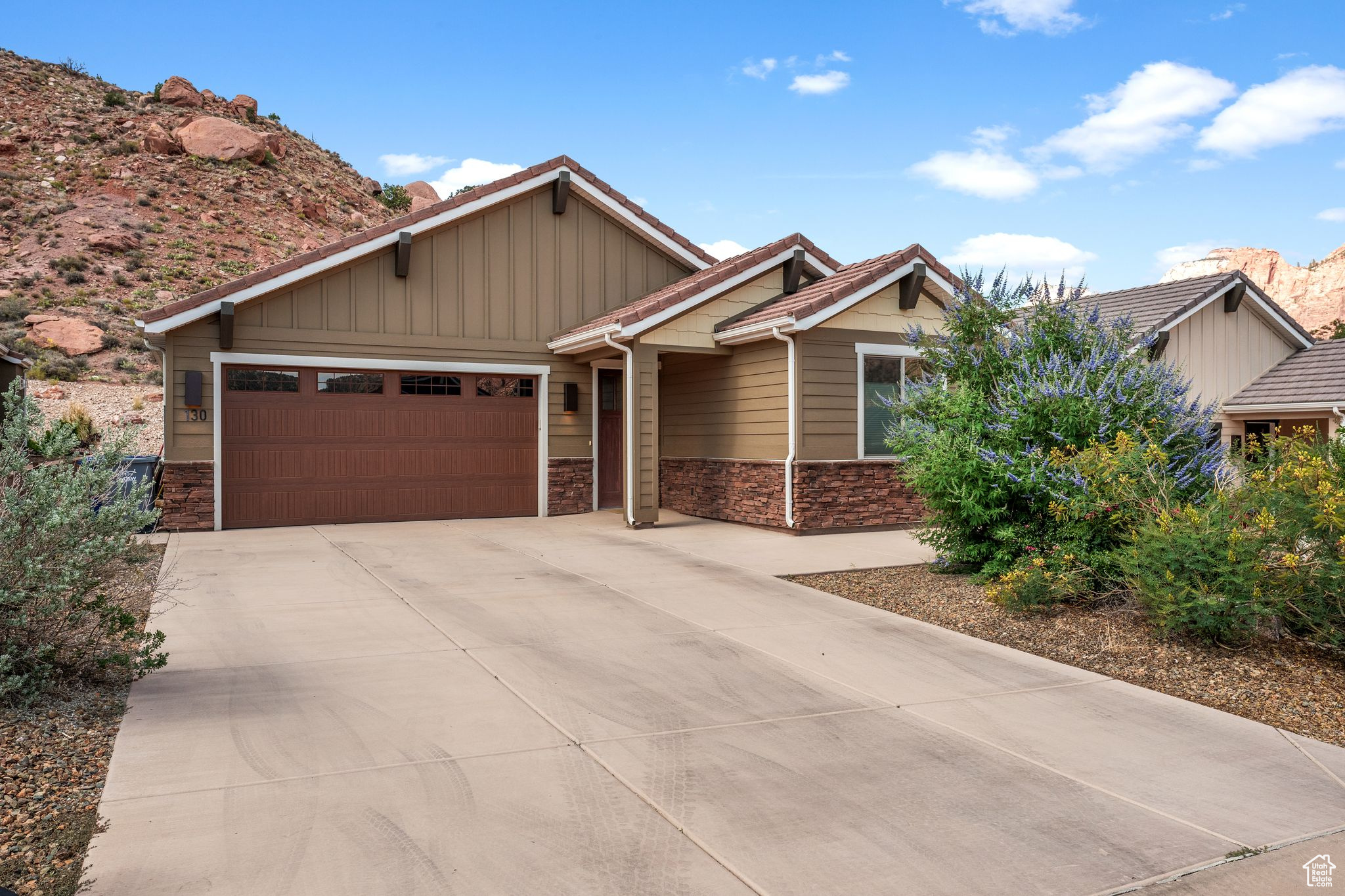 MOENAVE SUBDIV - Residential