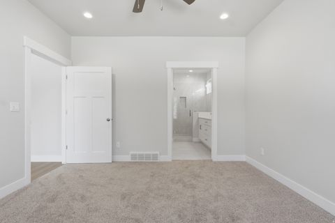 Tiny photo for 677 E 800 S ST S, Springville, UT 84663 (MLS # 2123553)