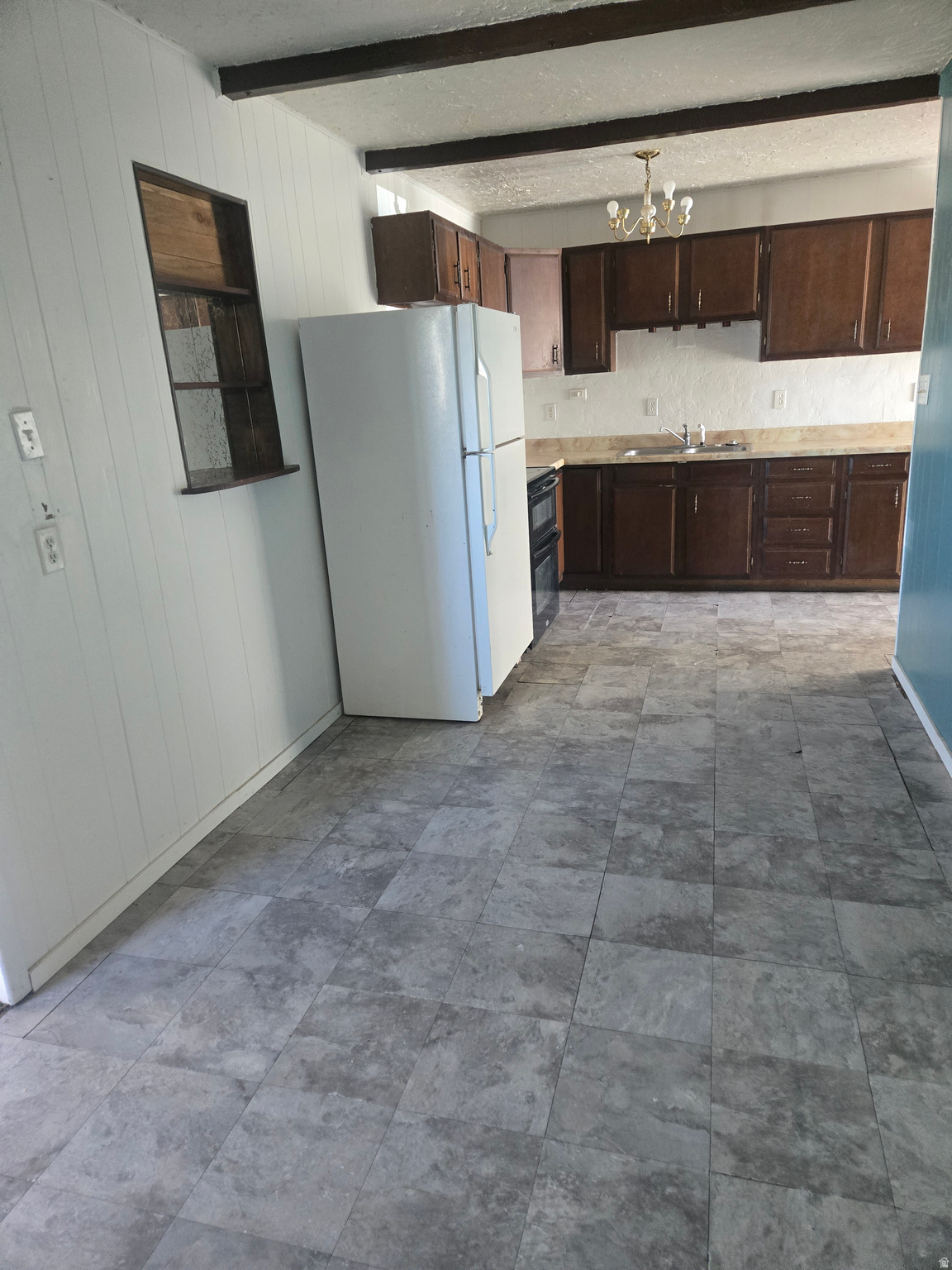 DRAGERTON SUB - Residential Lease