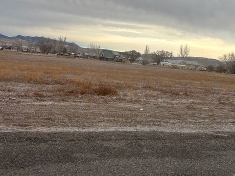 Photo of 350 S 400 E, Centerfield, UT 84622 (MLS # 2130871)