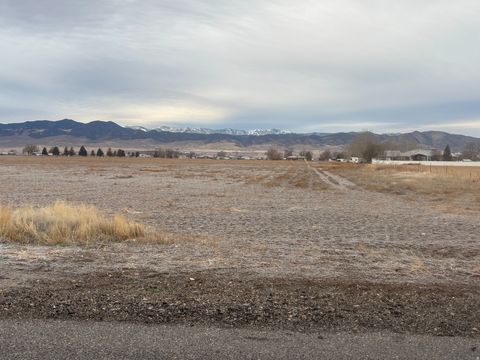 Tiny photo for 350 S 400 E, Centerfield, UT 84622 (MLS # 2130871)