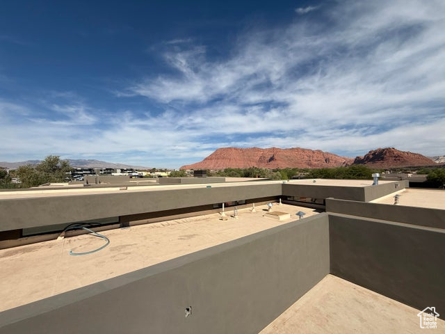 RESERVE OF ENTRADA SNOW CANYON PATIO HOMES - Residential