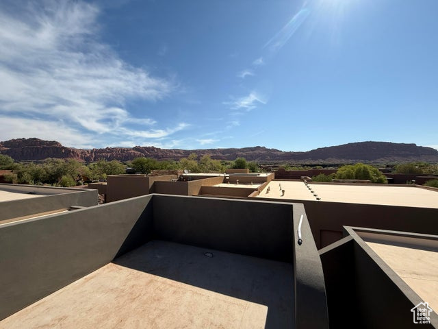 RESERVE OF ENTRADA SNOW CANYON PATIO HOMES - Residential