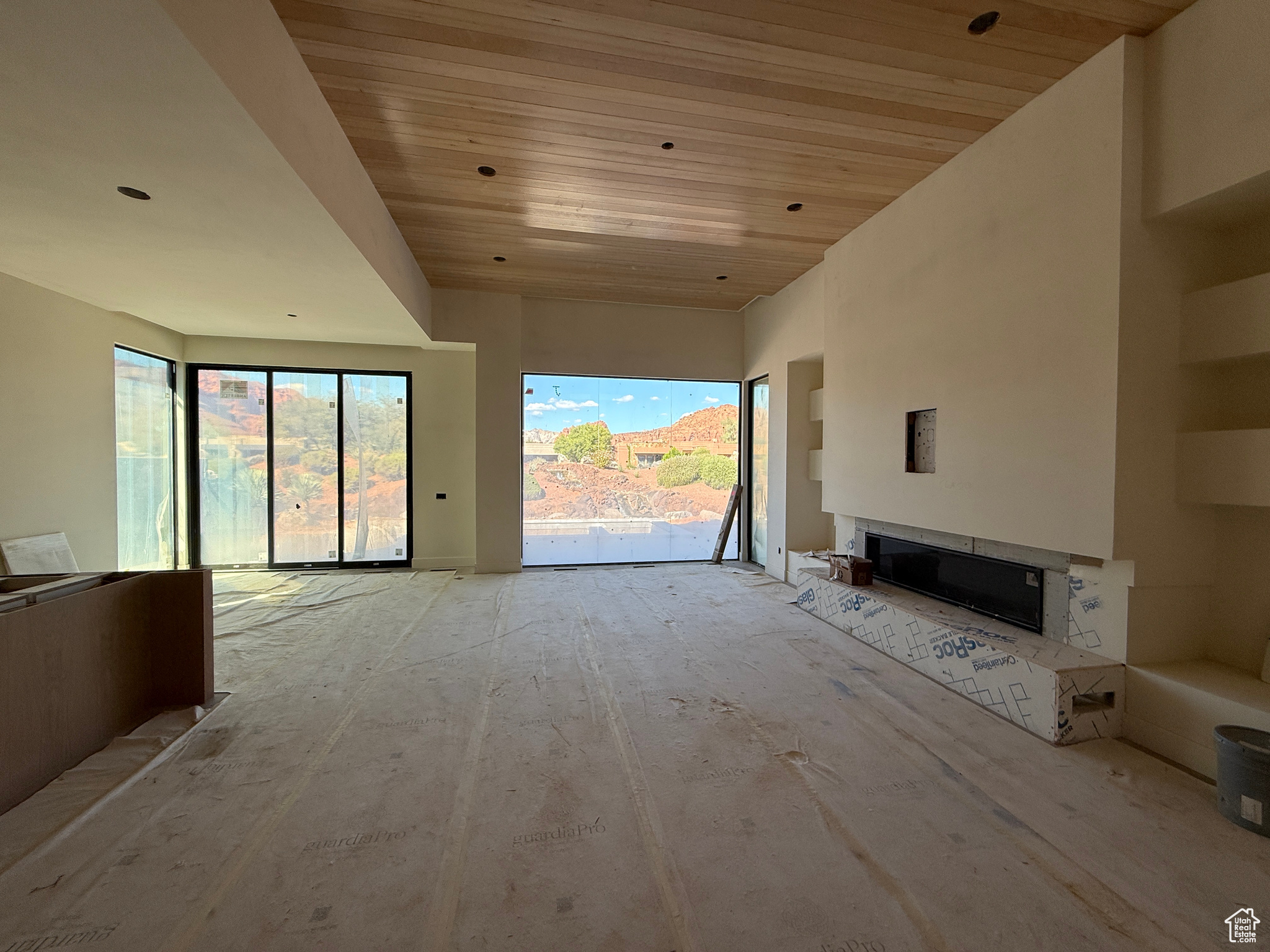 RESERVE OF ENTRADA SNOW CANYON PATIO HOMES - Residential