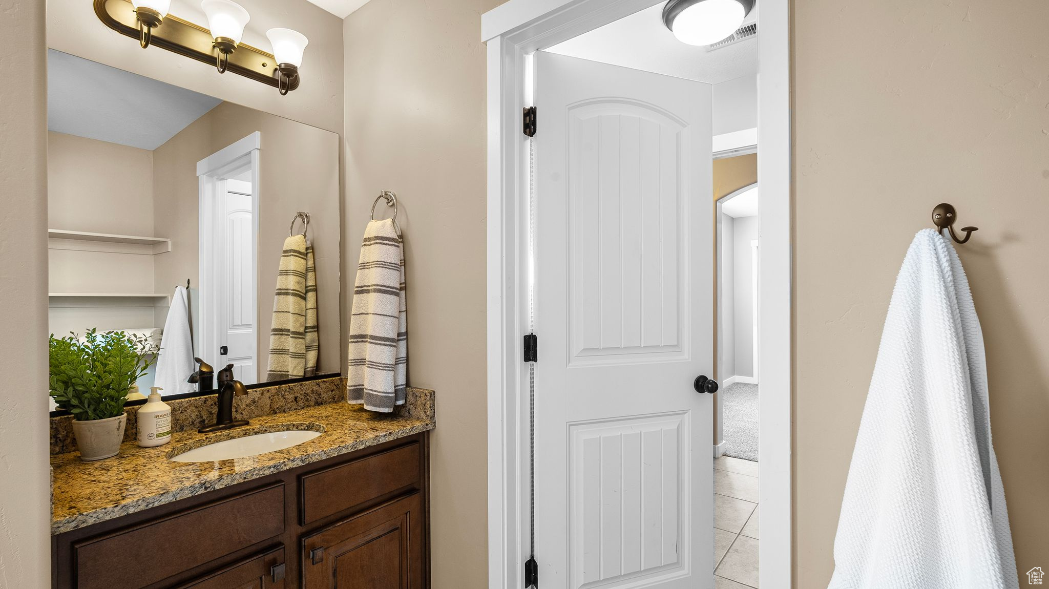 69 W Grove Creek Cir, Farmington, Utah image 37