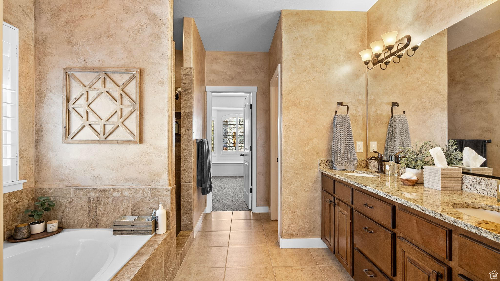 69 W Grove Creek Cir, Farmington, Utah image 22