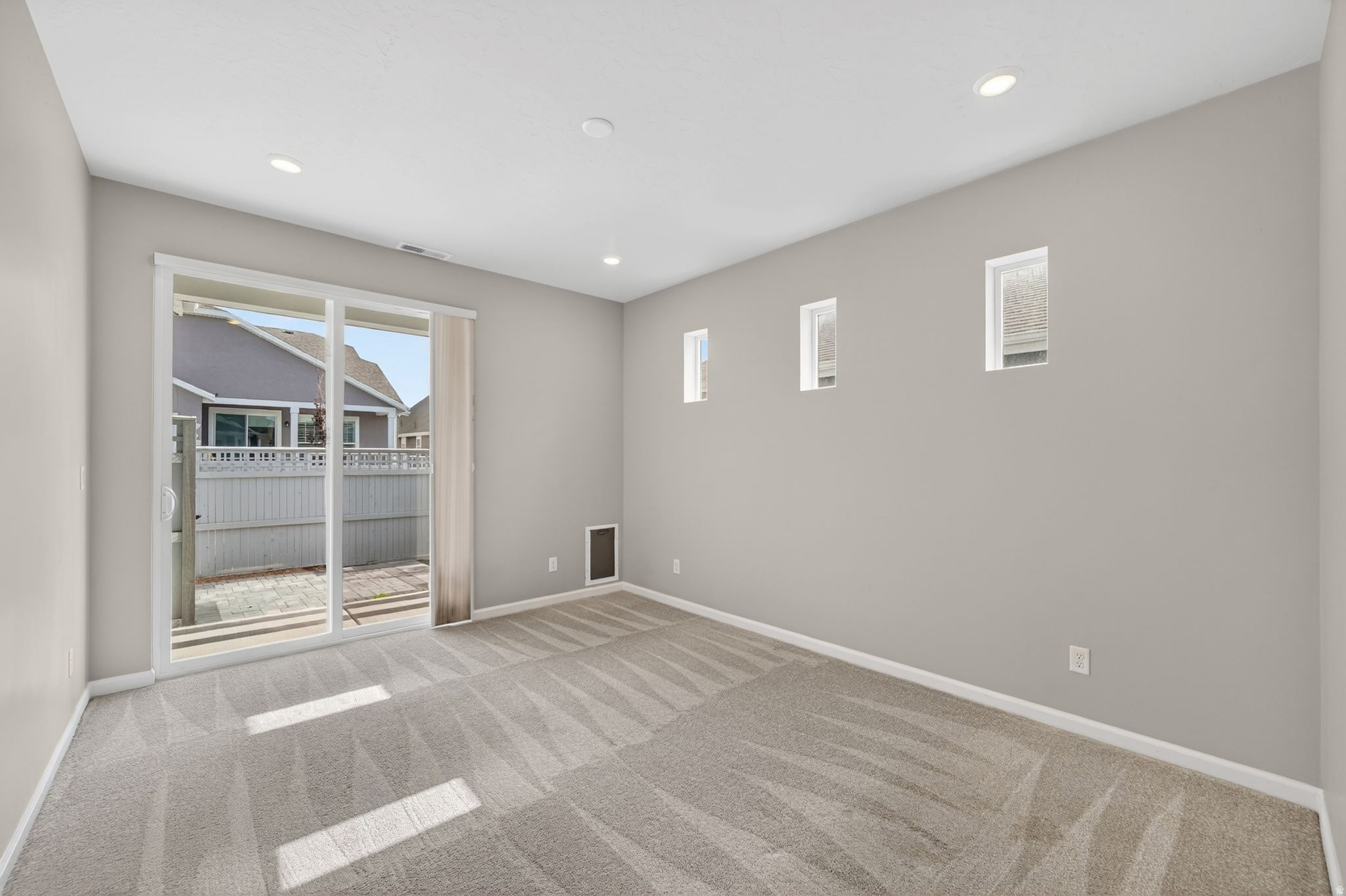 DAYBREAK - Residential