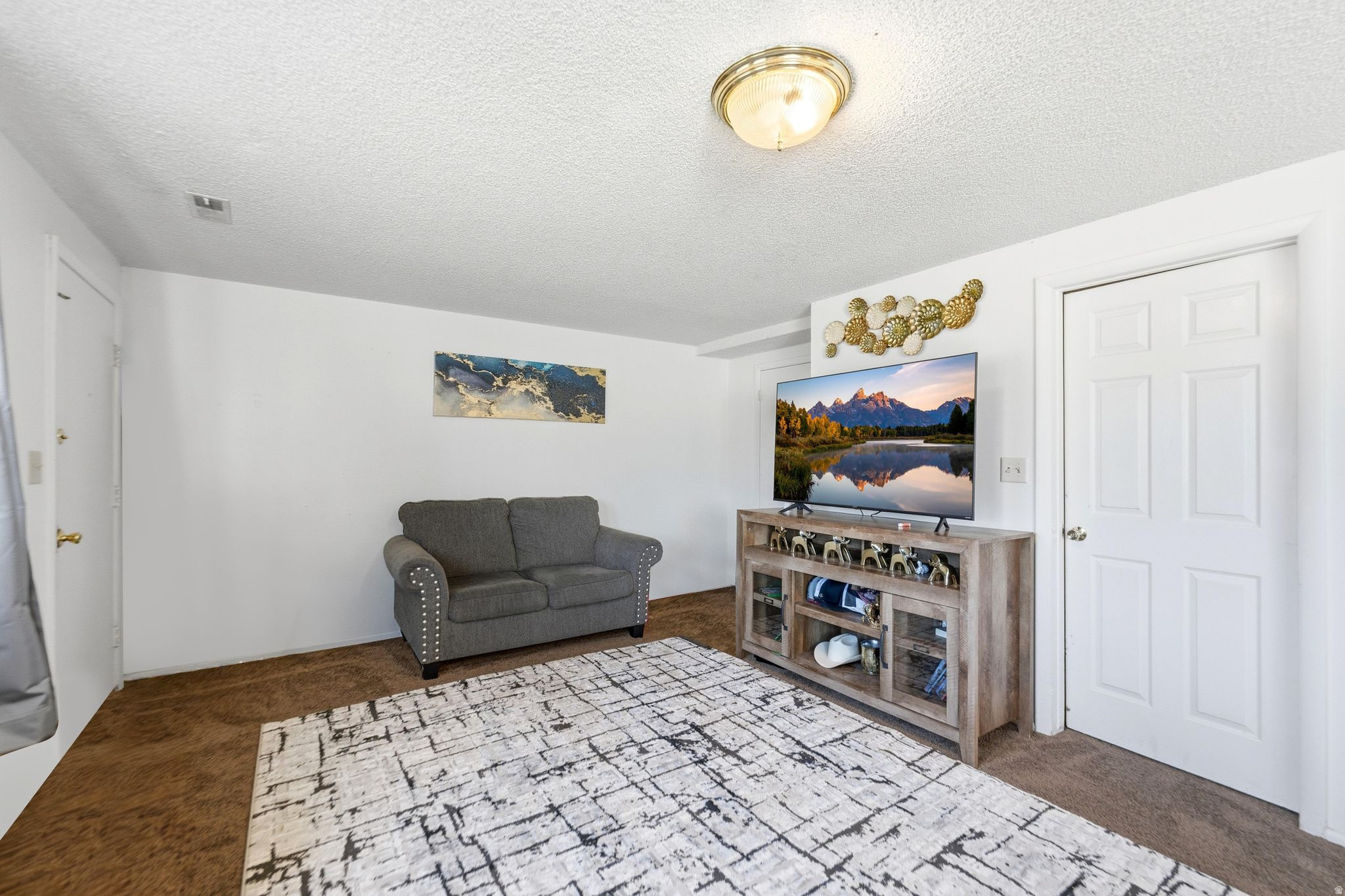 STAGHORN ESTATES SUBDIVISION - Residential Income