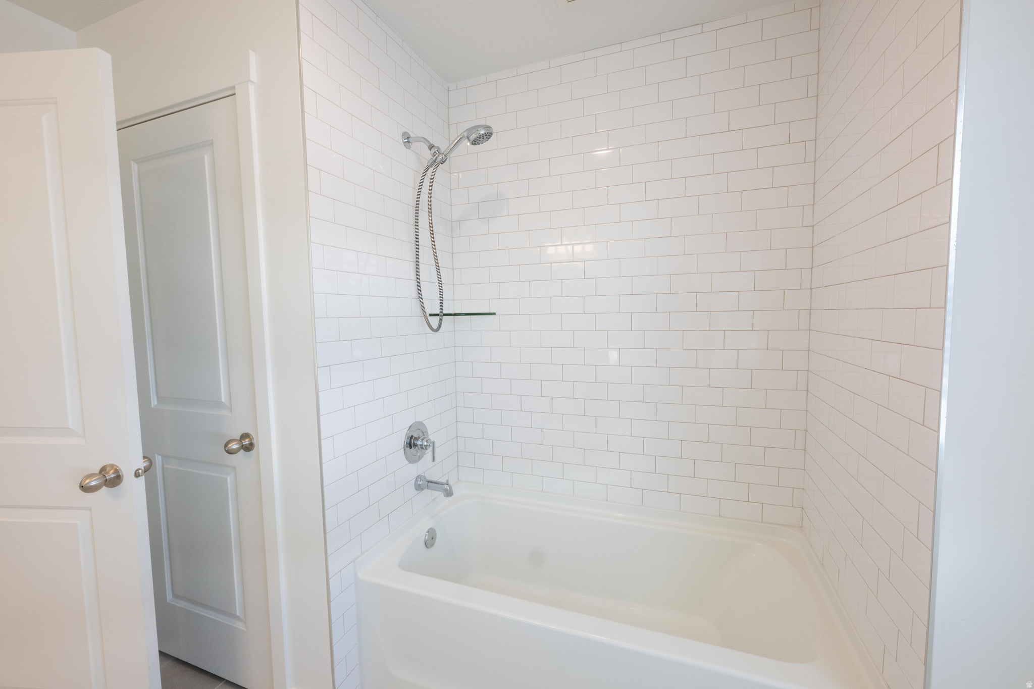 SANDRIDGE VILLAGE - Residential