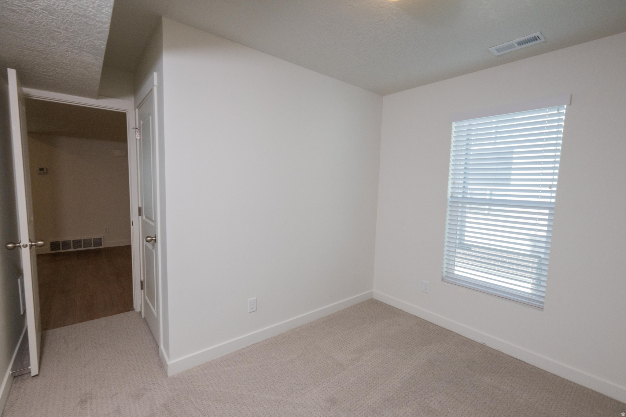 SANDRIDGE VILLAGE - Residential